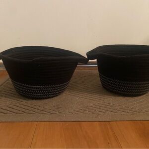 2 small baskets black